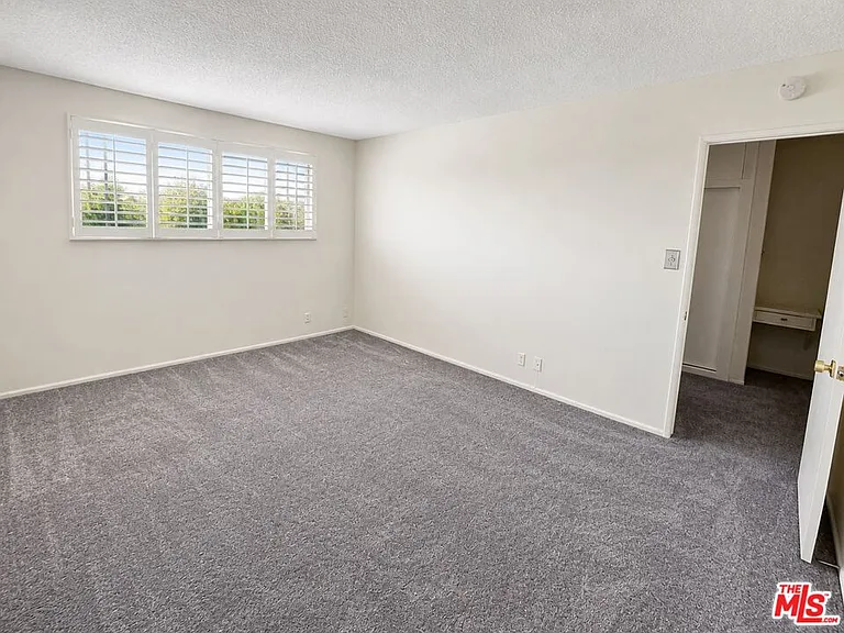3320 Griffith Park Blvd #7 — Photo 8