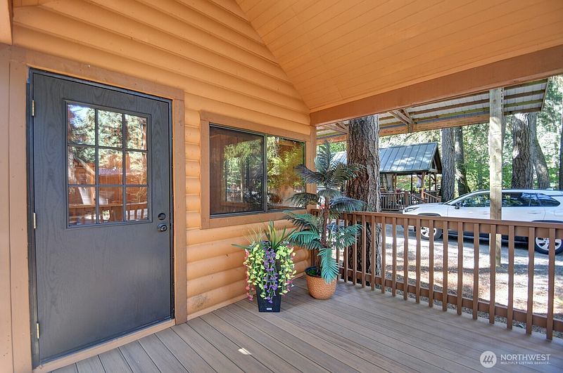 3rd image of 1546 Reservation Road SE #64