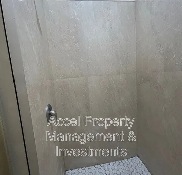 1012 W La Pointe Ave #1 — Photo 14