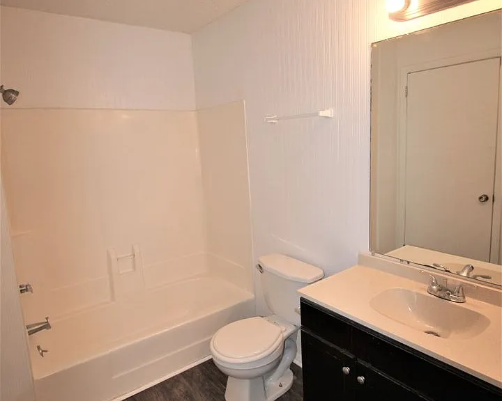 2704 Lantern Walk SE #G — Photo 7