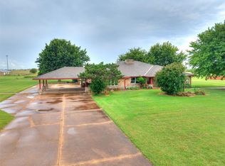 1905 W Elm St, El Reno, OK 73036