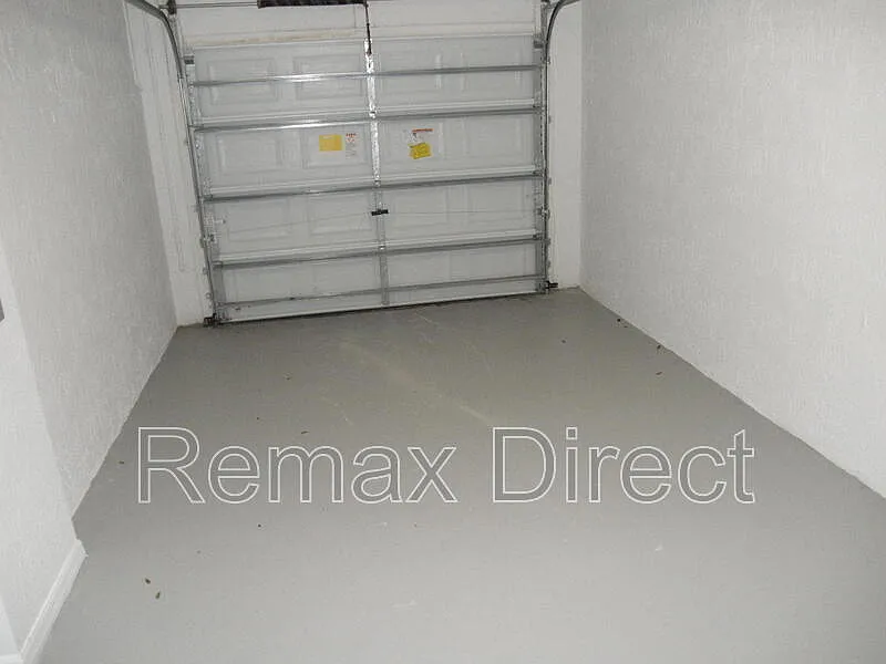 3 bed, 2.0 bath, $1,950 — Photo 3