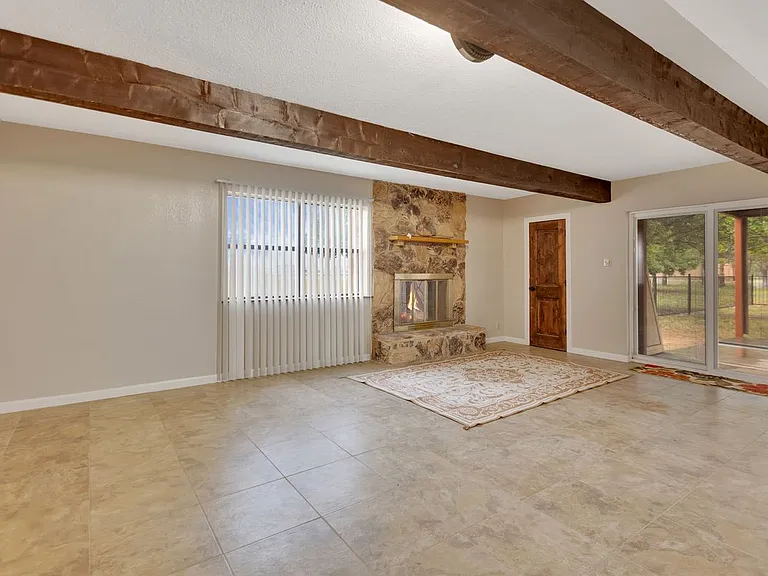 1405 E County Road 130 — Photo 3