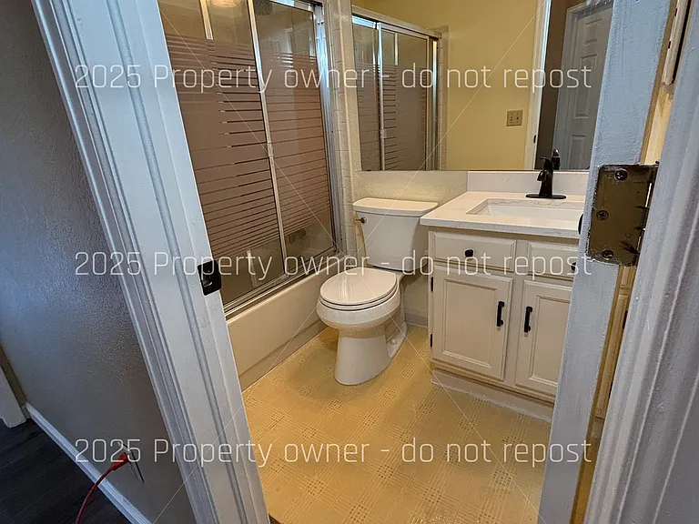 2010 S Xenia Way — Photo 35