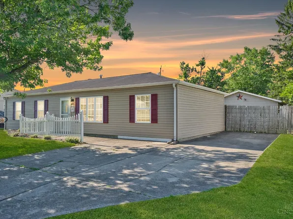 748 Martha Dr, Franklin, OH 45005