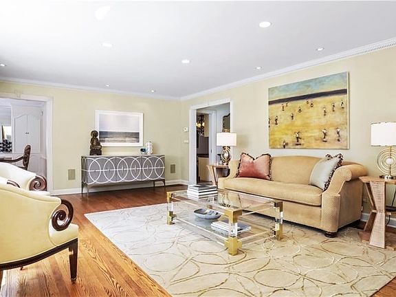 5th image of 133 Griffen Ave