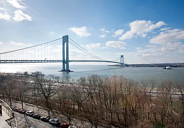 Sold by The Marketing Directors (Arias)