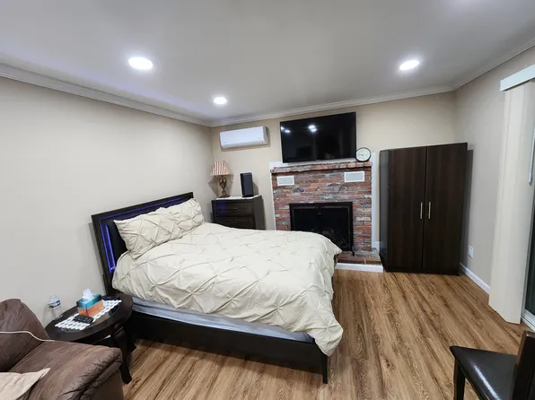 (undisclosed Address), Stratford, NJ 08084