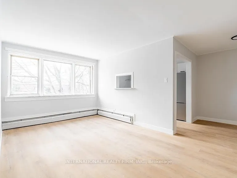1284 Gramercy Park Pl #205 — Photo 10