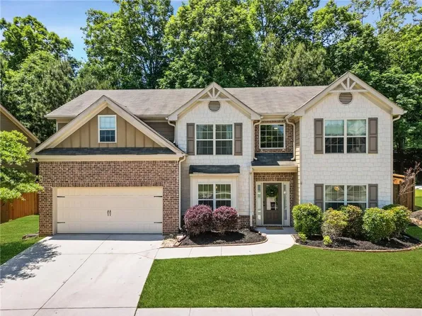 2118 Tatum Ct, Braselton, GA 30517