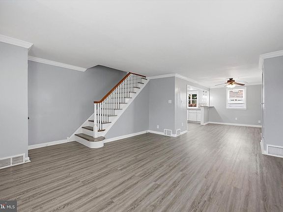 5th image of 1807 Afton St