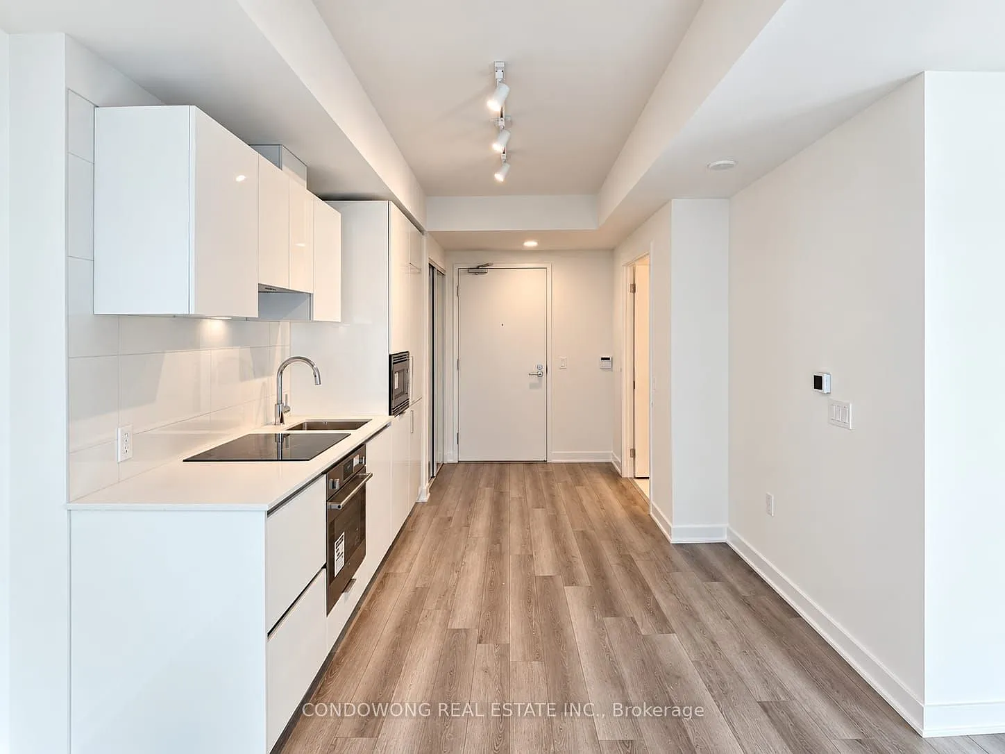 2 bed, $2,400 — Photo 3