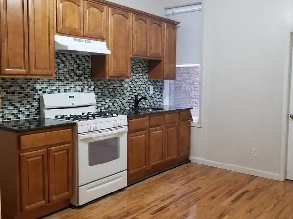 927 Park Ave APT 1N, Hoboken, NJ 07030