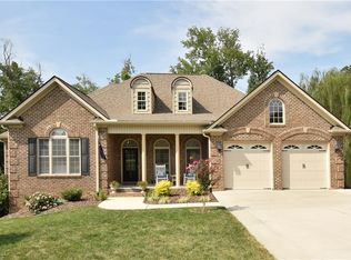 284 Kiawah Island Dr, Winston Salem, NC 27107