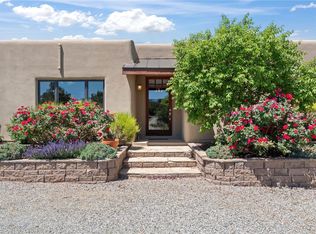 9 Via Diamante, Santa Fe, NM 87506