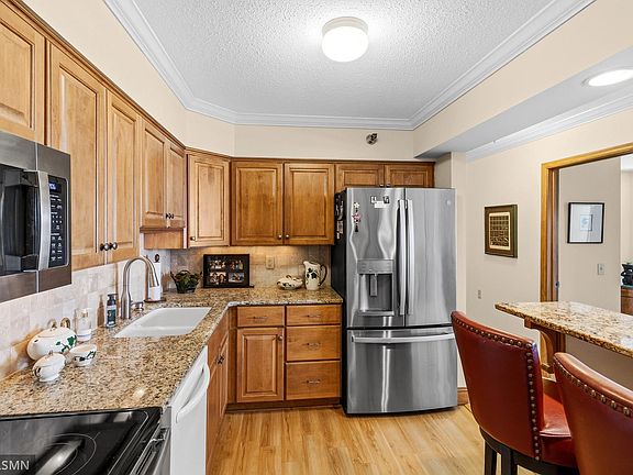 5th image of 7600 Golden Valley Rd APT 409