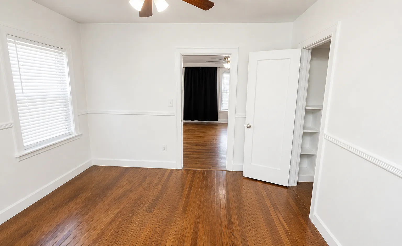 2 bed, 1057 sqft, $1,645 — Photo 4