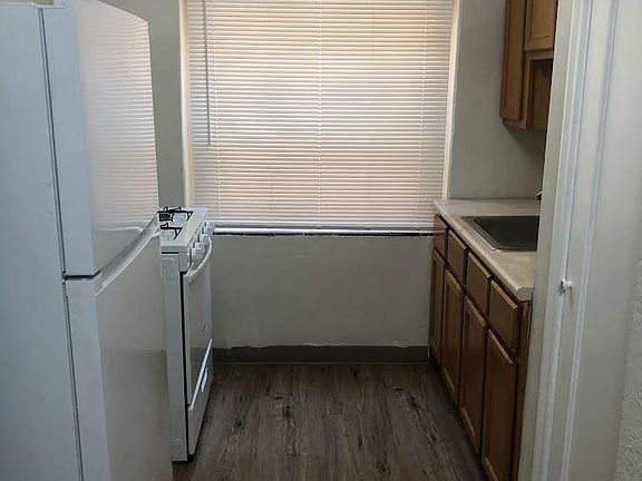 5th image of 5446 Chippewa St #1E