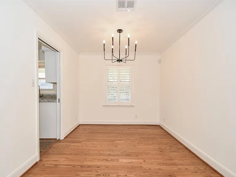 5437 Schumacher Ln — Photo 11