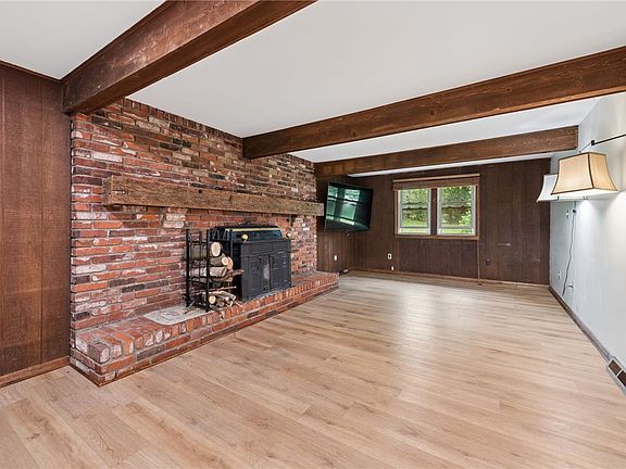 3rd image of 22 Buzzardtown Rd