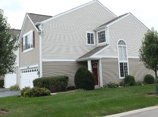 1583 Spaulding Rd, Bartlett, IL 60103