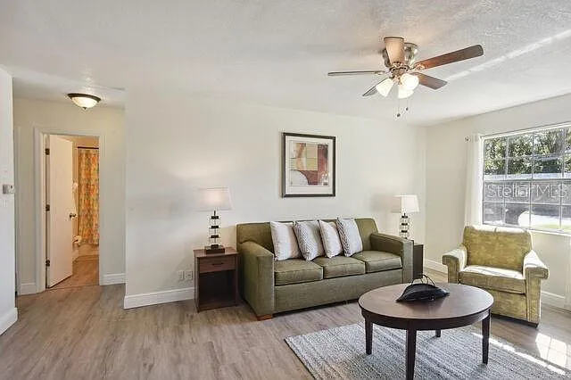 813 W Magnolia St — Photo 25