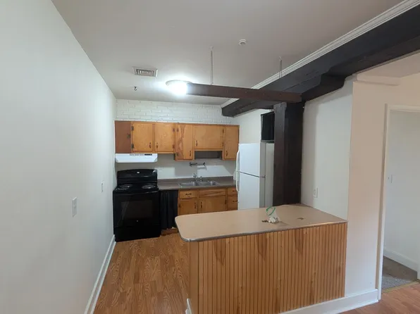 110 Mill St APT 6, Middletown, PA 17057