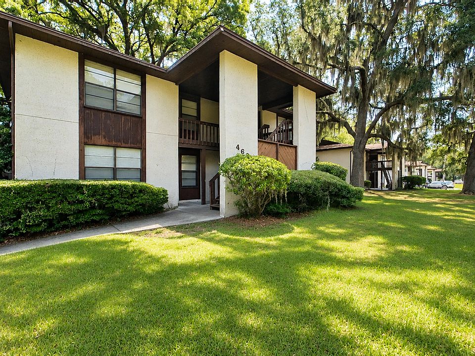 1st image of 469 Crabapple Ct #B