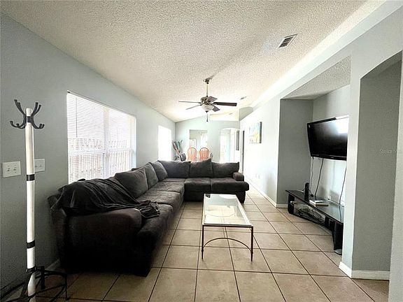 3rd image of 6039 White Sails Dr