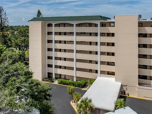 512 W Venice Ave APT 308, Venice, FL 34285