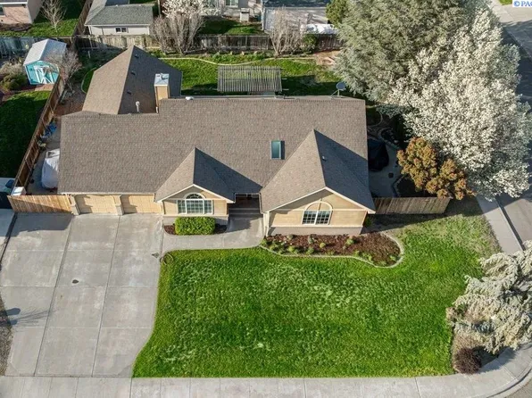 8924 W Metaline Ave, Kennewick, WA 99336