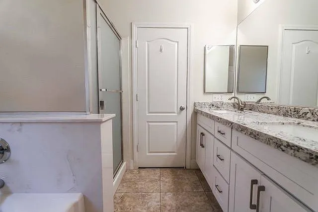 3819 Sterling Crest Pl — Photo 14