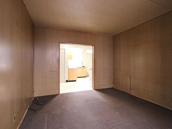 2nd image of 1116 W Polk St #1RB