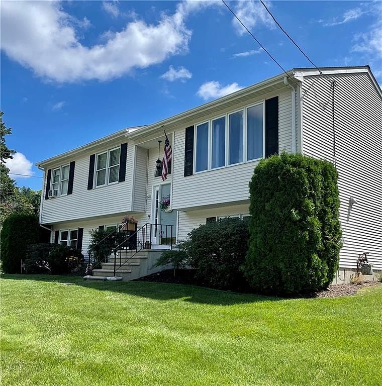 48 Long Ct, Cranston, RI 02920 | Zillow