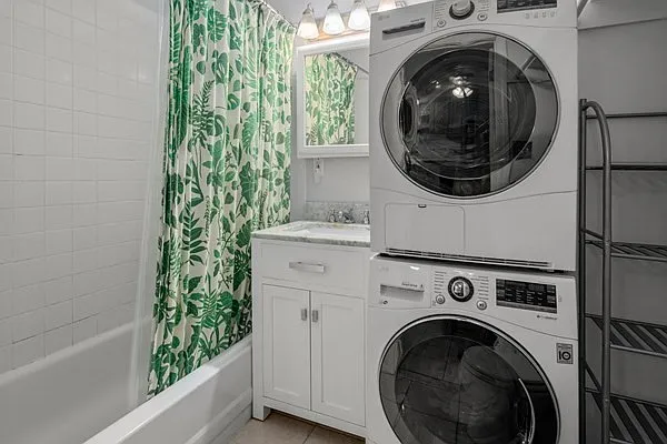 522 E 8th St #1 — Photo 7