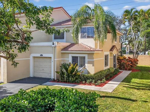 3473 Deer Creek Palladian Circle, Deerfield Beach, FL 33442