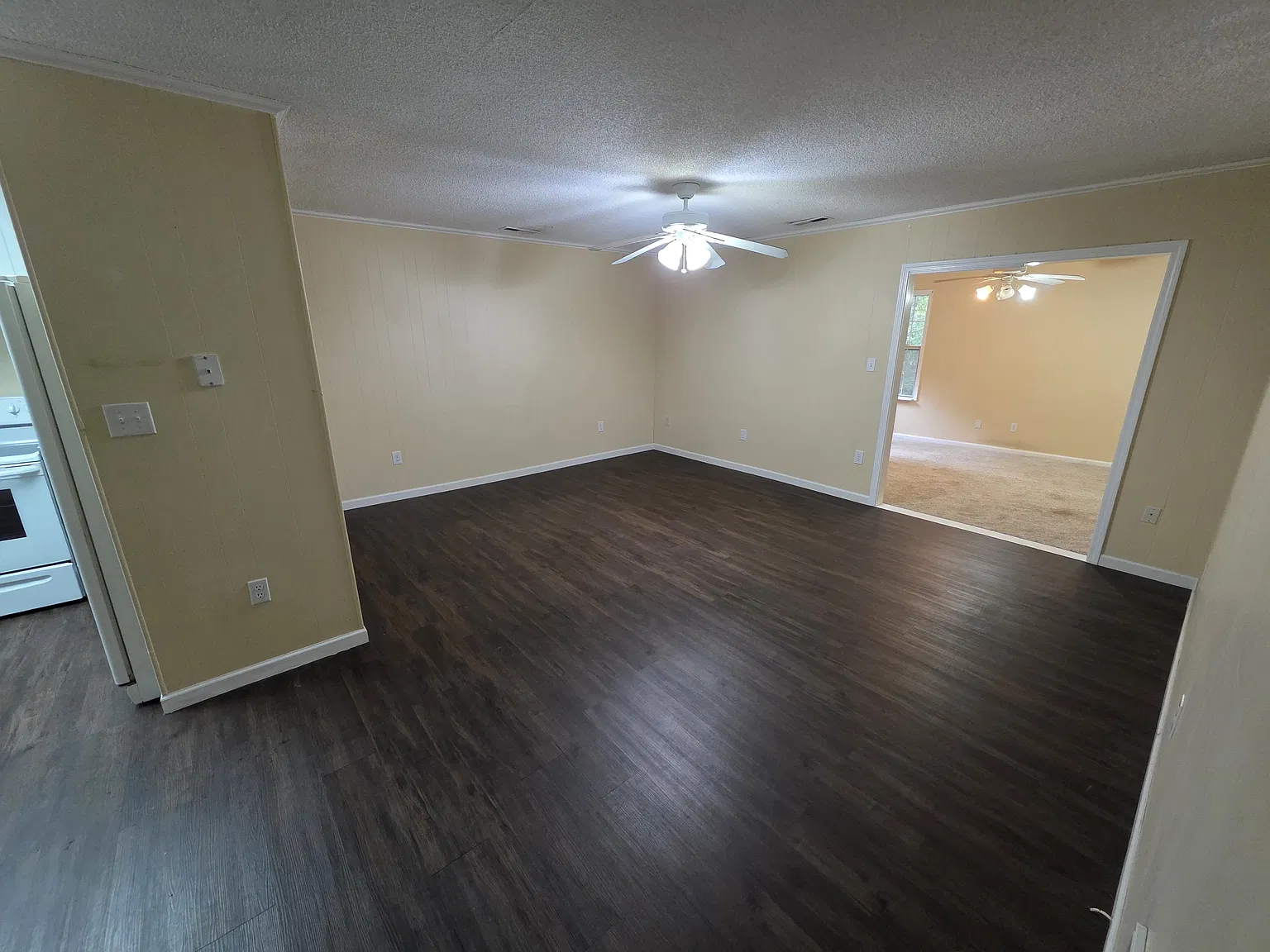 14300 Fountain Ln — Photo 3