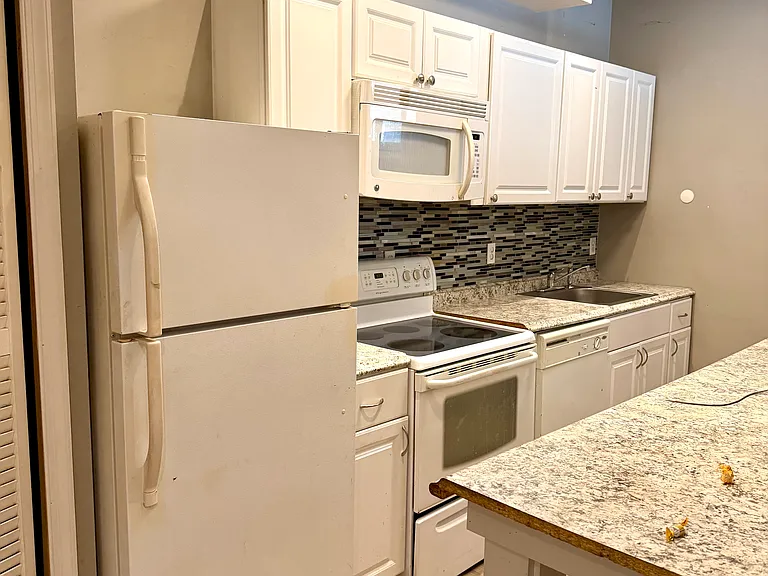 1801 W Ontario St #2 — Photo 8
