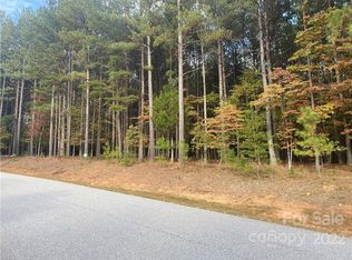 1028 Cleopatra Ln, Connelly Springs, NC 28612
