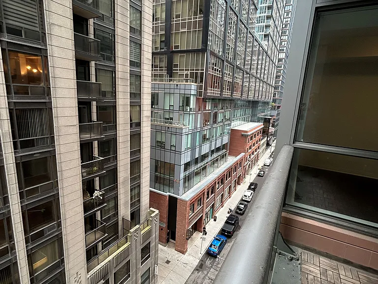 8 Mercer St #706 — Photo 24