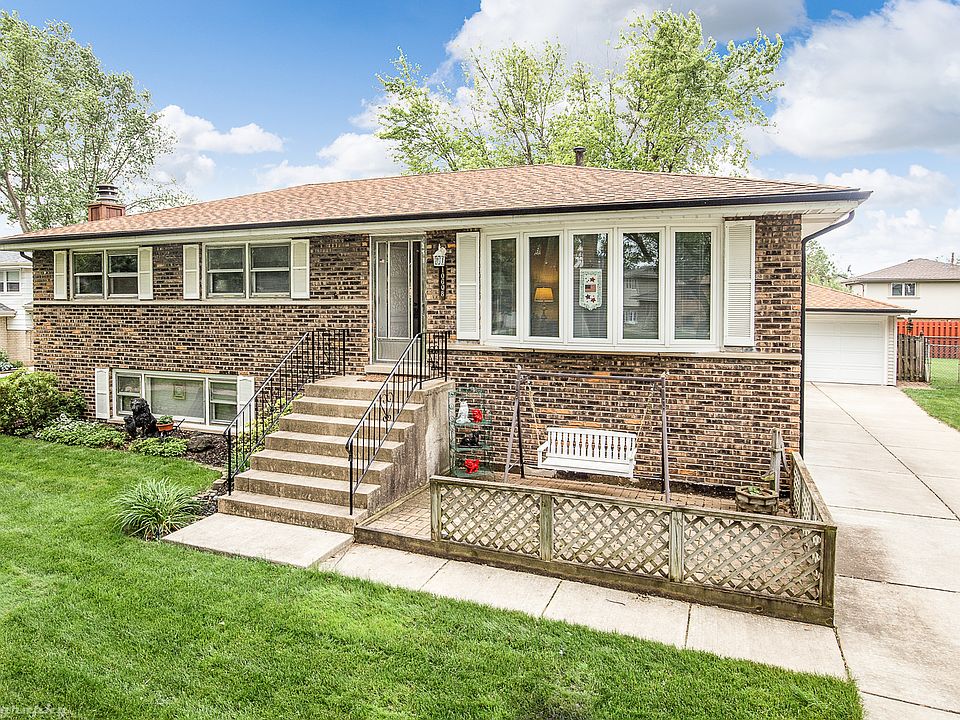 1st image of 10608 S Vicky Ln