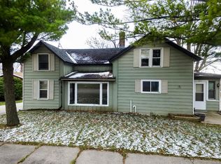 271 Budd St, Hartford, WI 53027