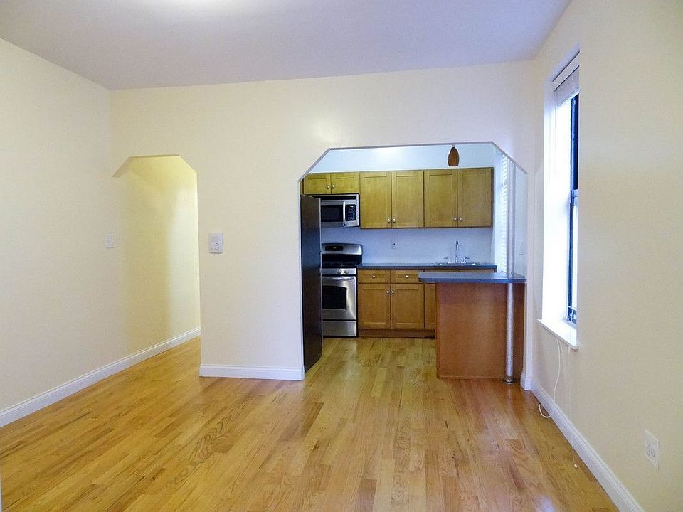 1st image of 359 Saint Johns Pl #11B