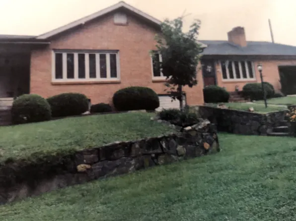 2356 Panther Creek Rd, Clyde, NC 28721