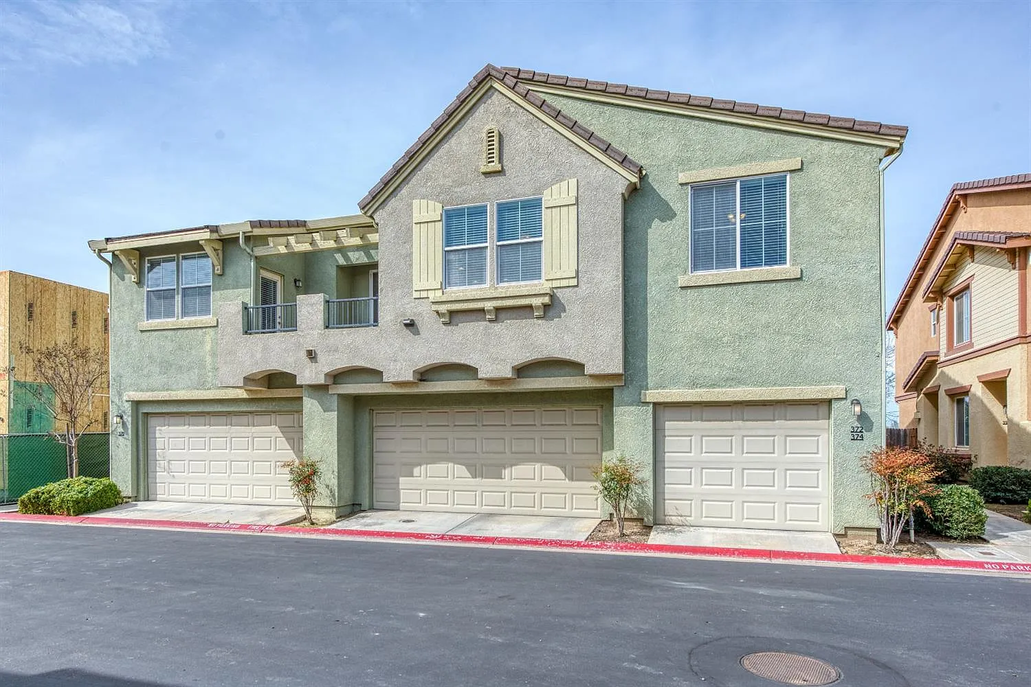 374 N Amedeo Ln photo 1