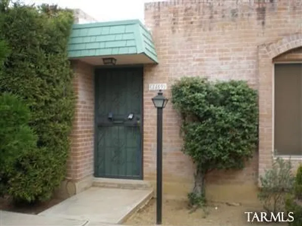 3409 E Seneca St, Tucson, AZ 85716