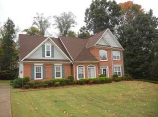 5046 Weatherstone Dr, Buford, GA 30519