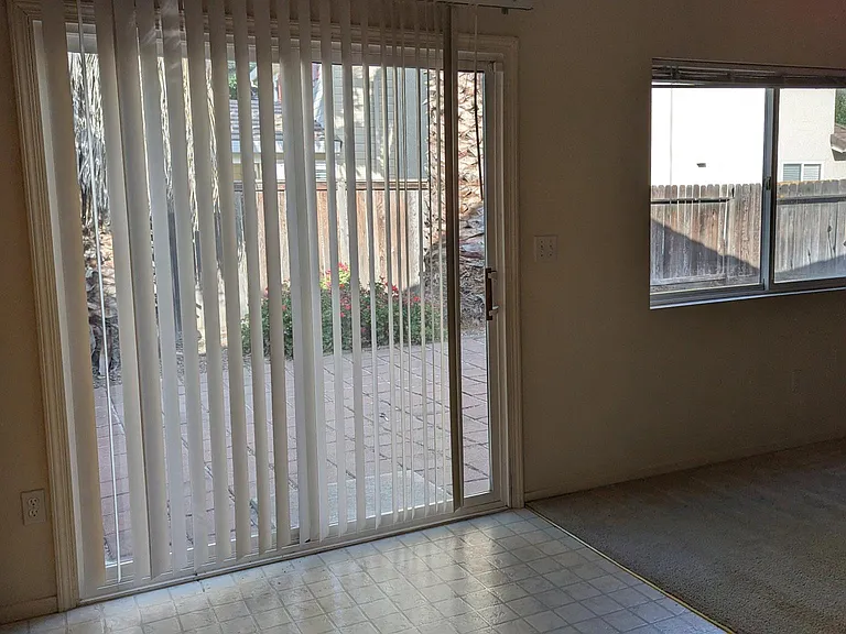 5476 Banderas Way — Photo 10