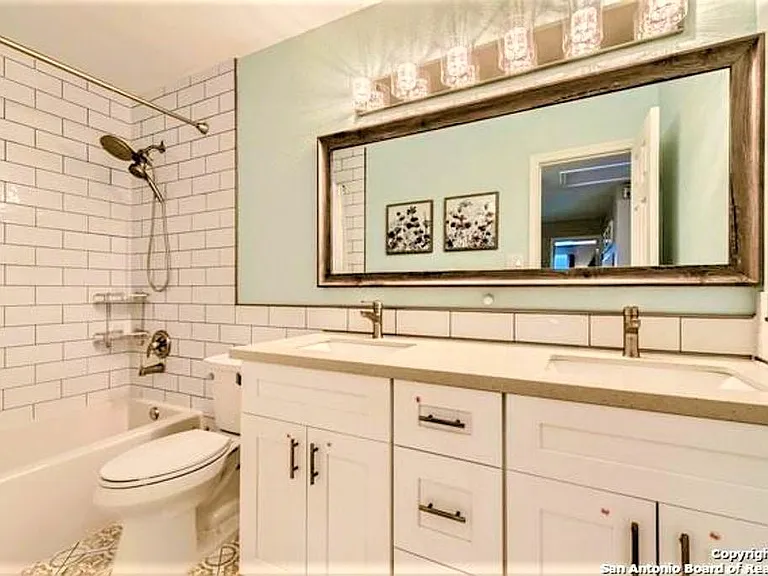 3922 Regal Rd — Photo 7