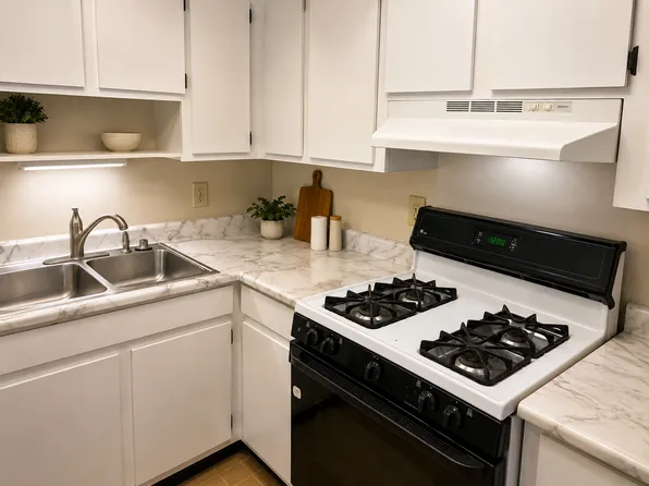 104 E Pine Ave, West Lafayette, IN 47906